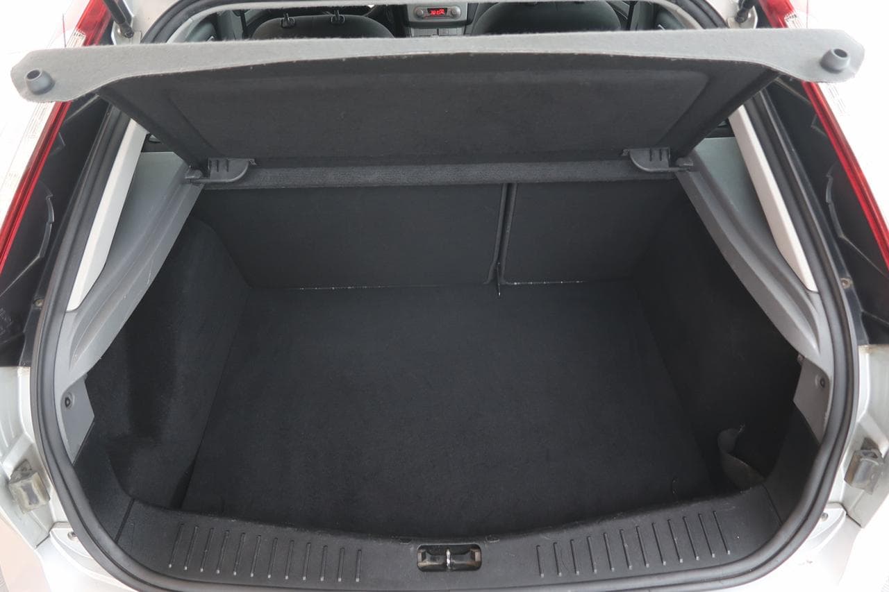 2008 Ford FOCUS - 19