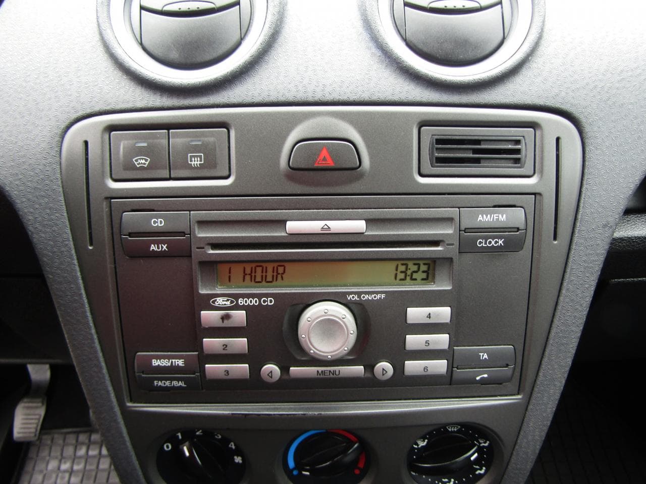 2006 Ford FUSION - 23