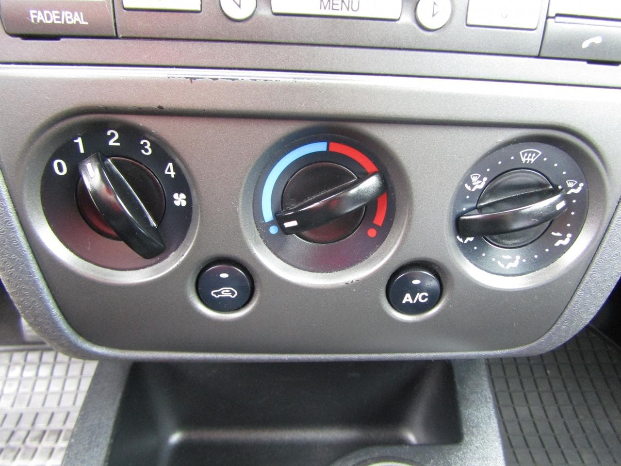 2006 Ford FUSION - 22