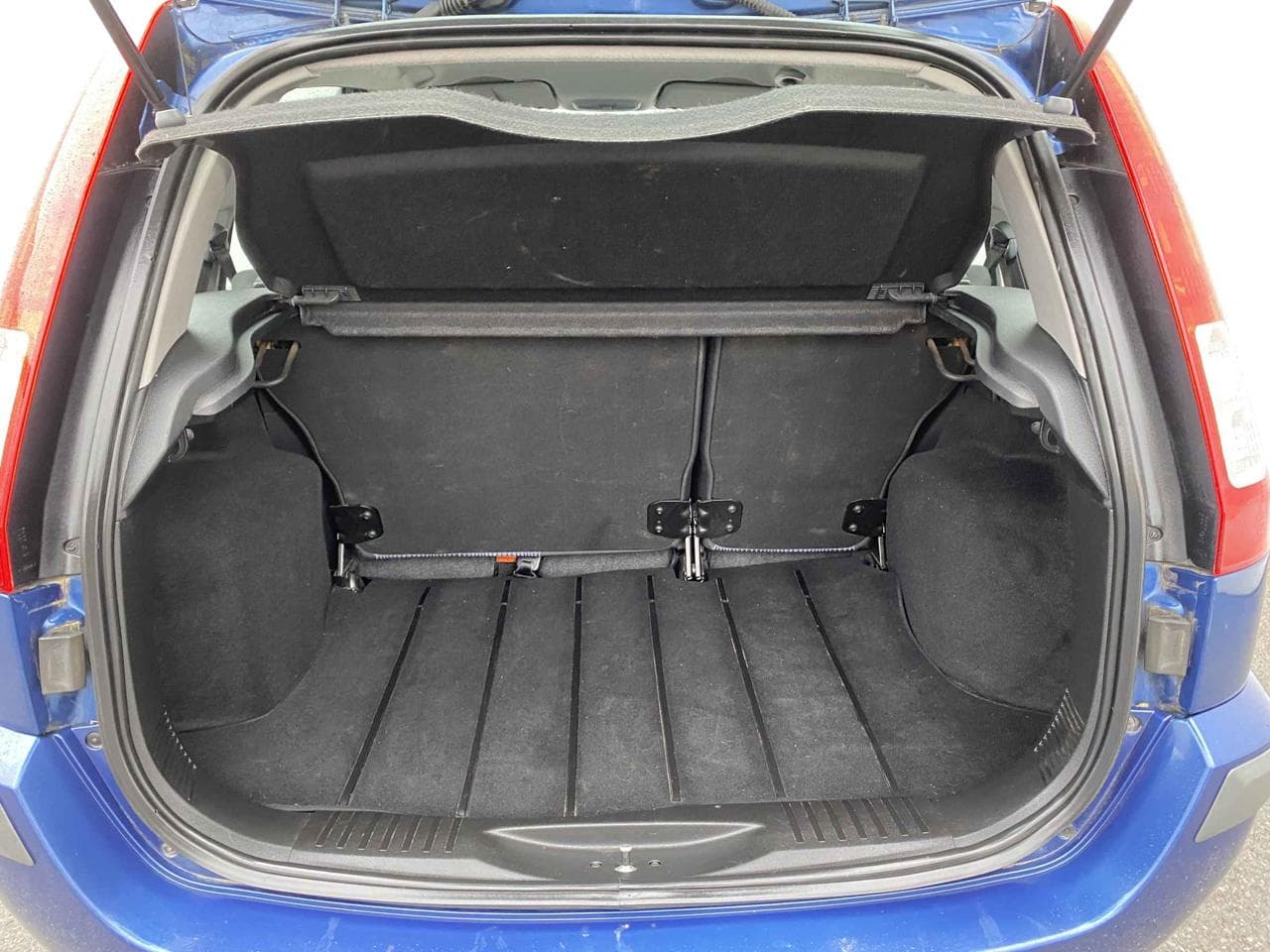 2009 Ford FUSION - 9