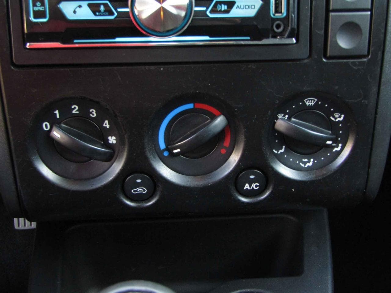 2004 Ford FUSION - 17