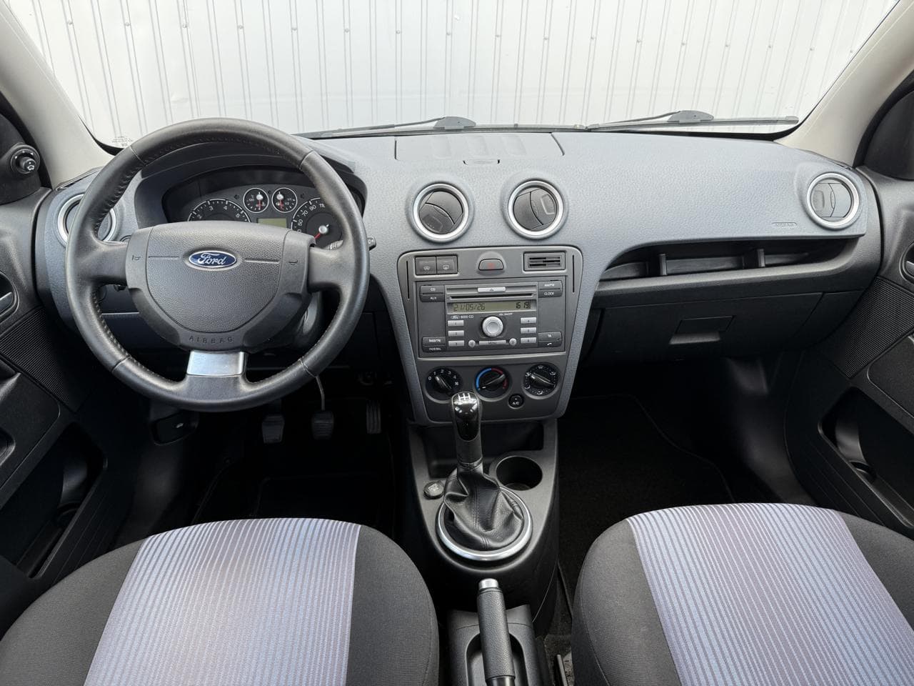 2010 Ford FUSION - 8