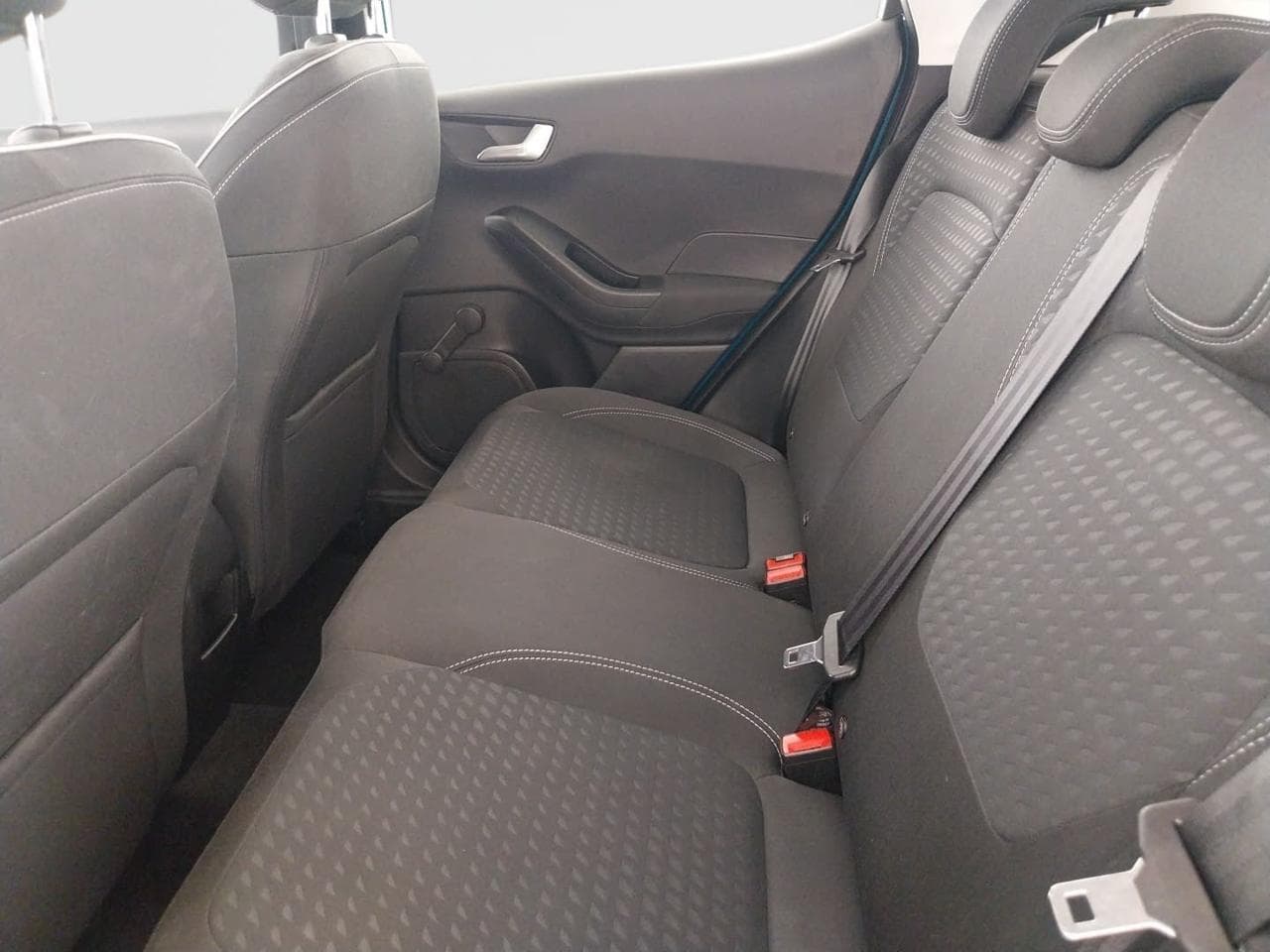 2018 Ford FIESTA - 15