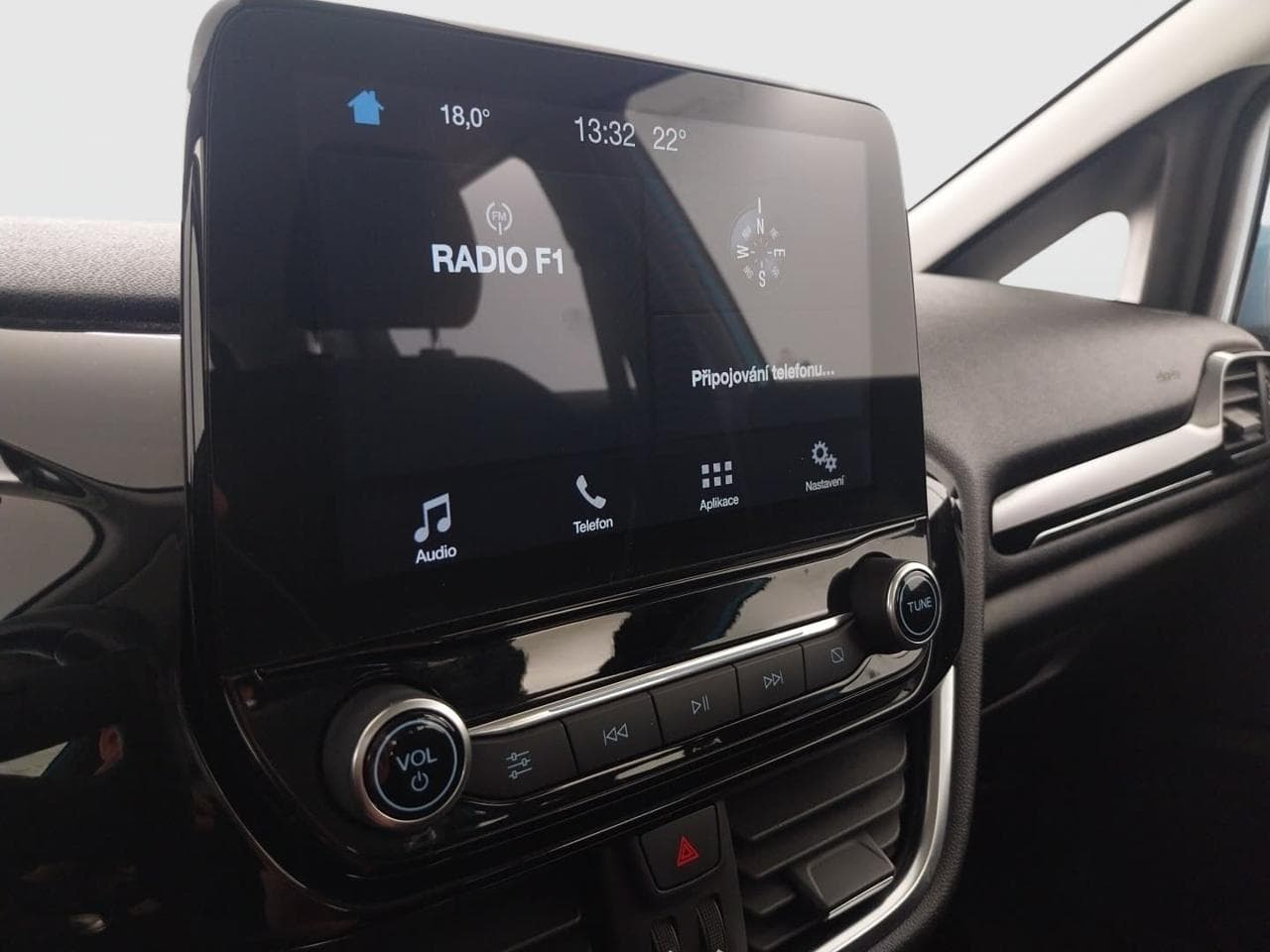 2018 Ford FIESTA - 19