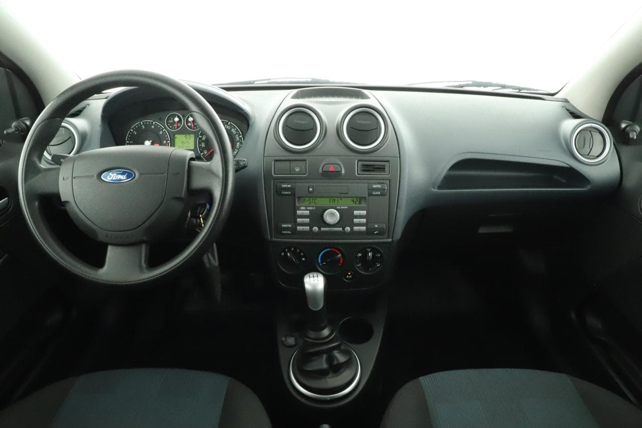 2007 Ford FIESTA - 9