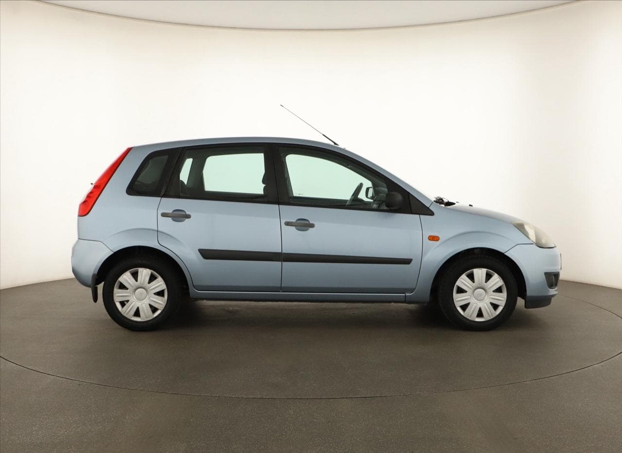 2007 Ford FIESTA - 8
