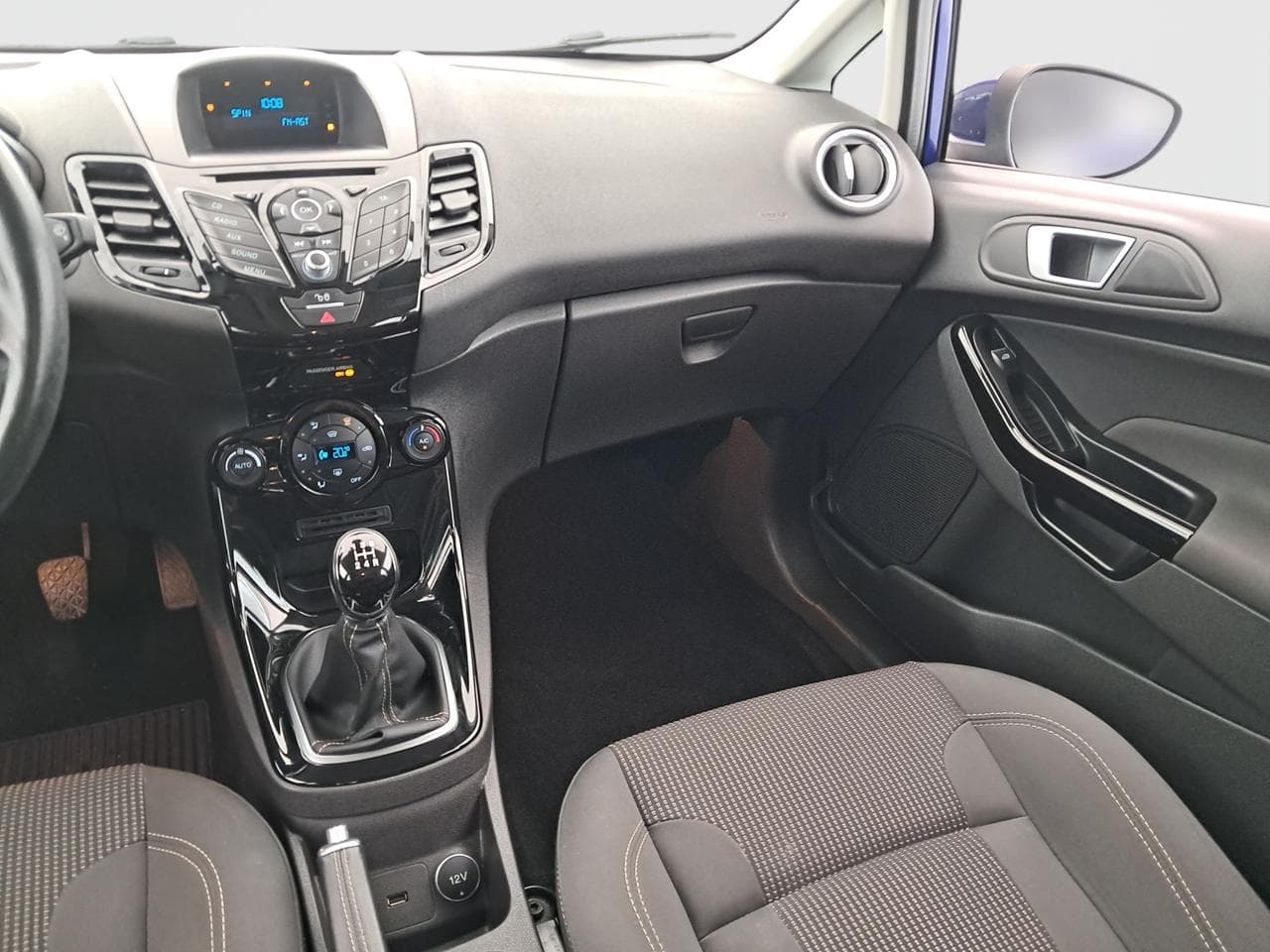 2017 Ford FIESTA - 11
