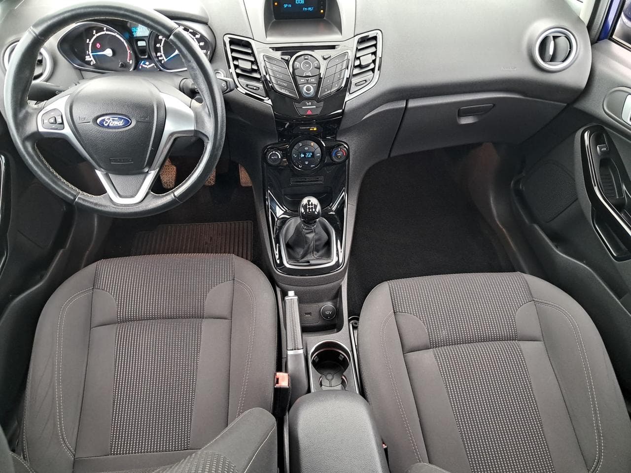 2017 Ford FIESTA - 10