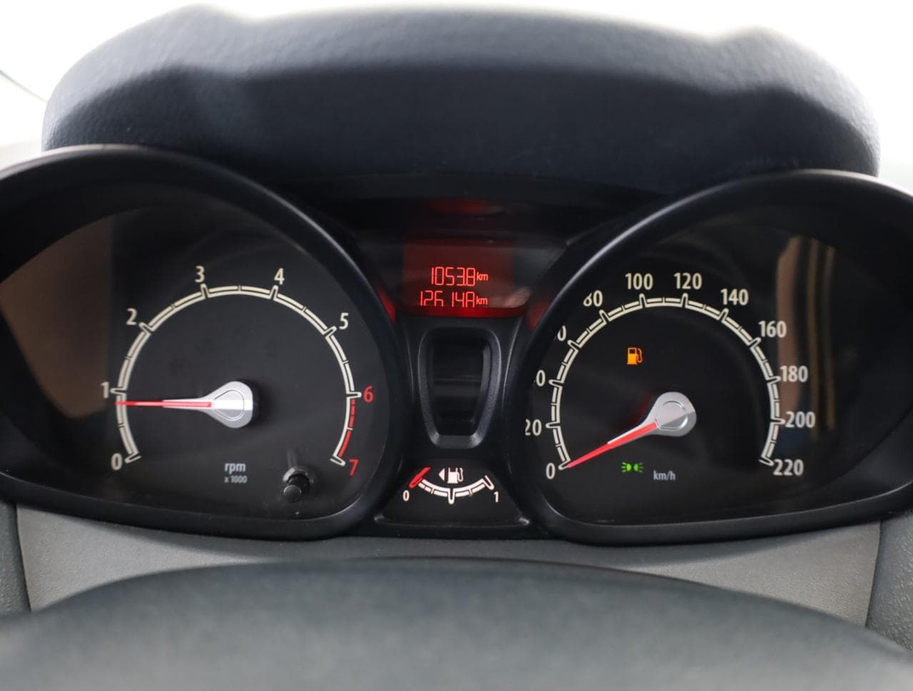 2009 Ford FIESTA - 15