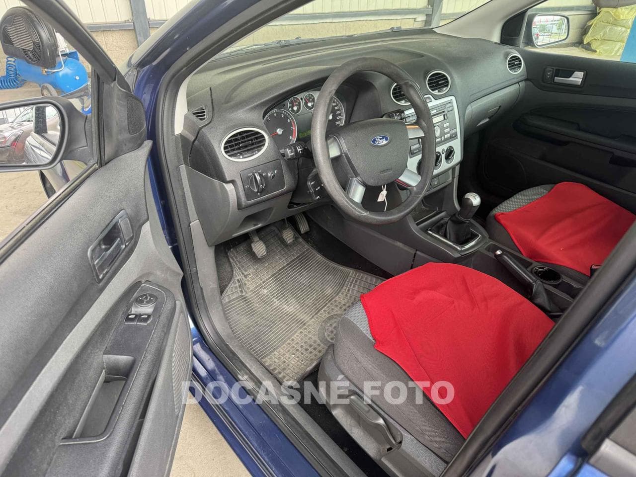 2007 Ford FOCUS - 3