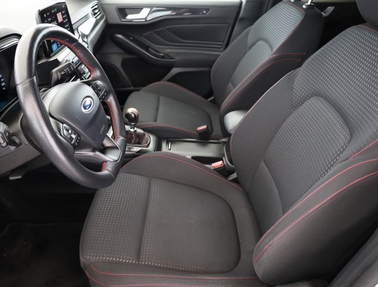 2018 Ford FOCUS - 13