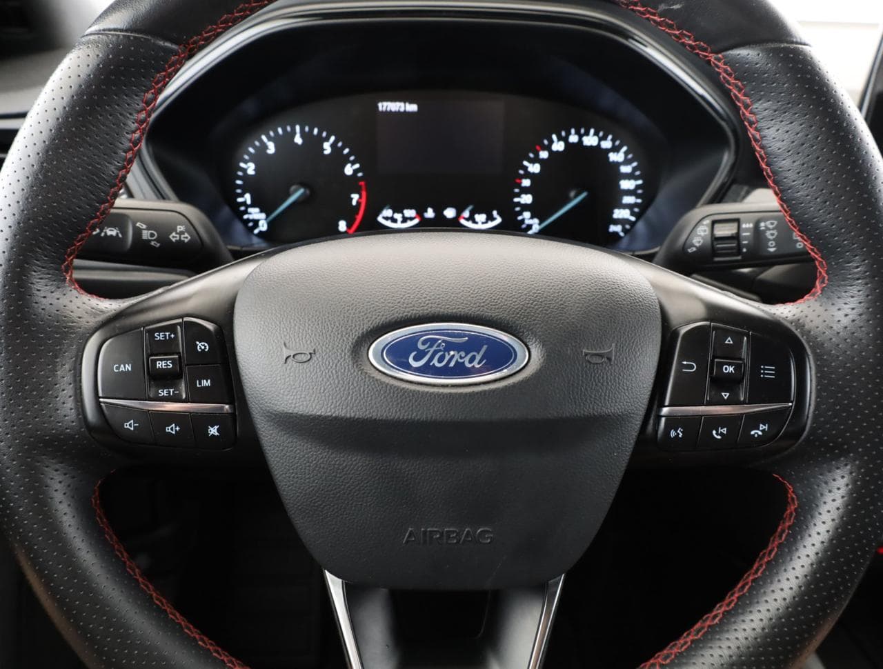 2018 Ford FOCUS - 14