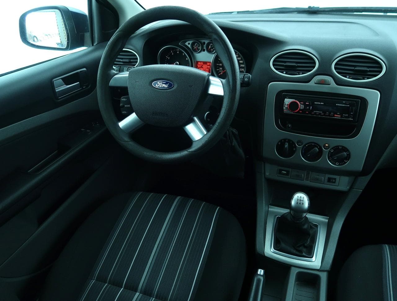 2010 Ford FOCUS - 9