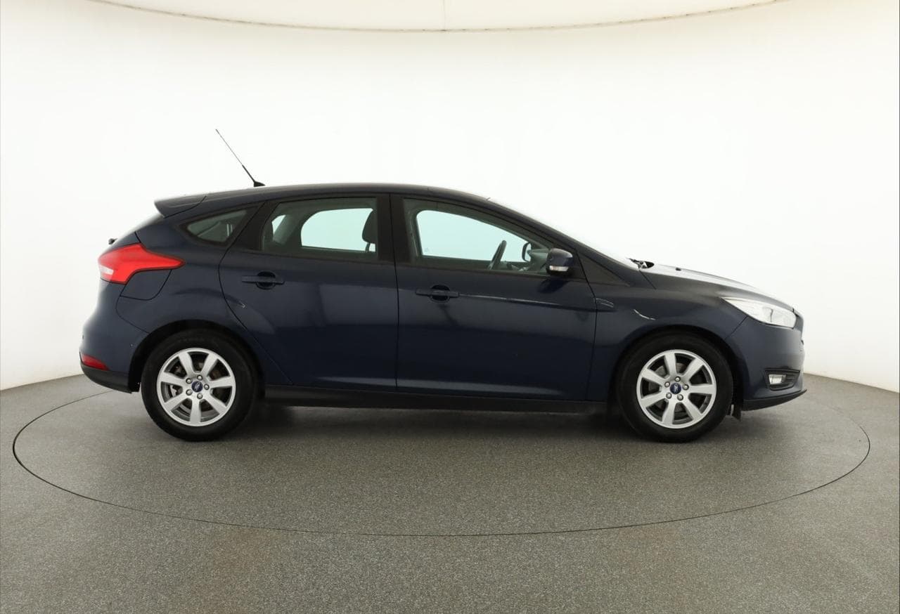 2016 Ford FOCUS - 8