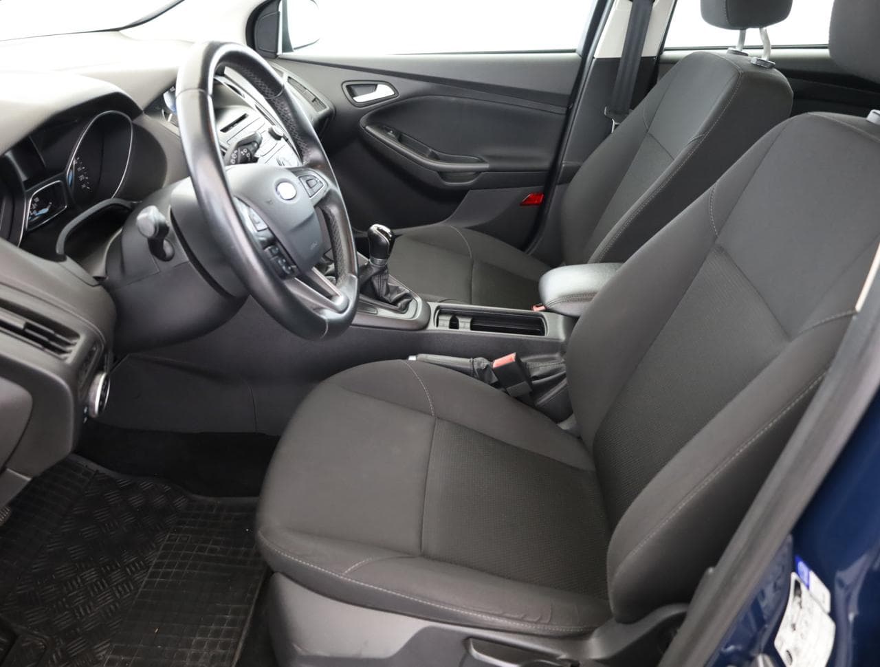2016 Ford FOCUS - 13