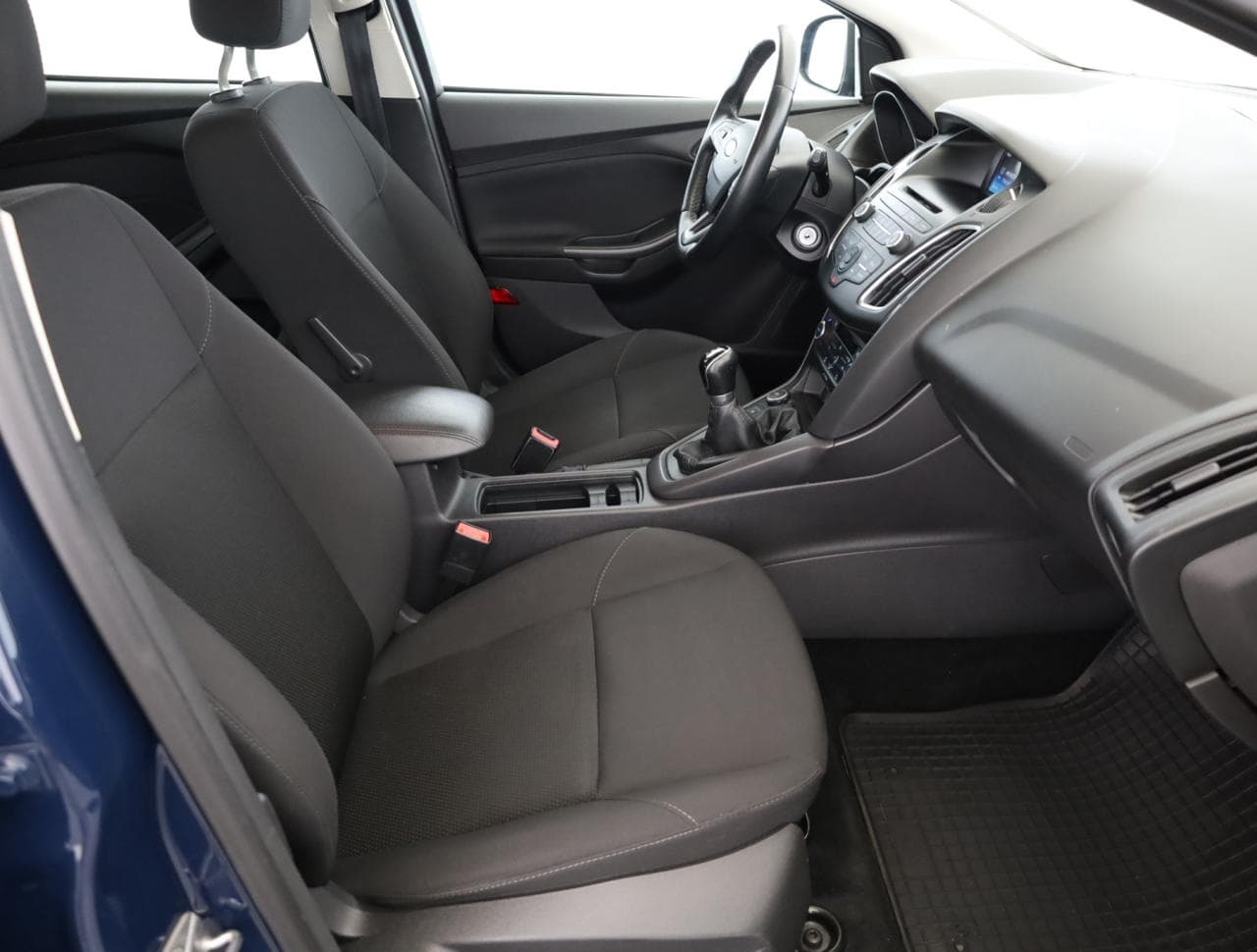 2016 Ford FOCUS - 10