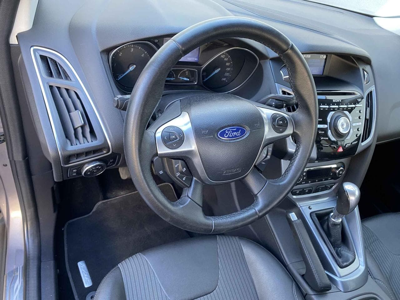 2012 Ford FOCUS - 12