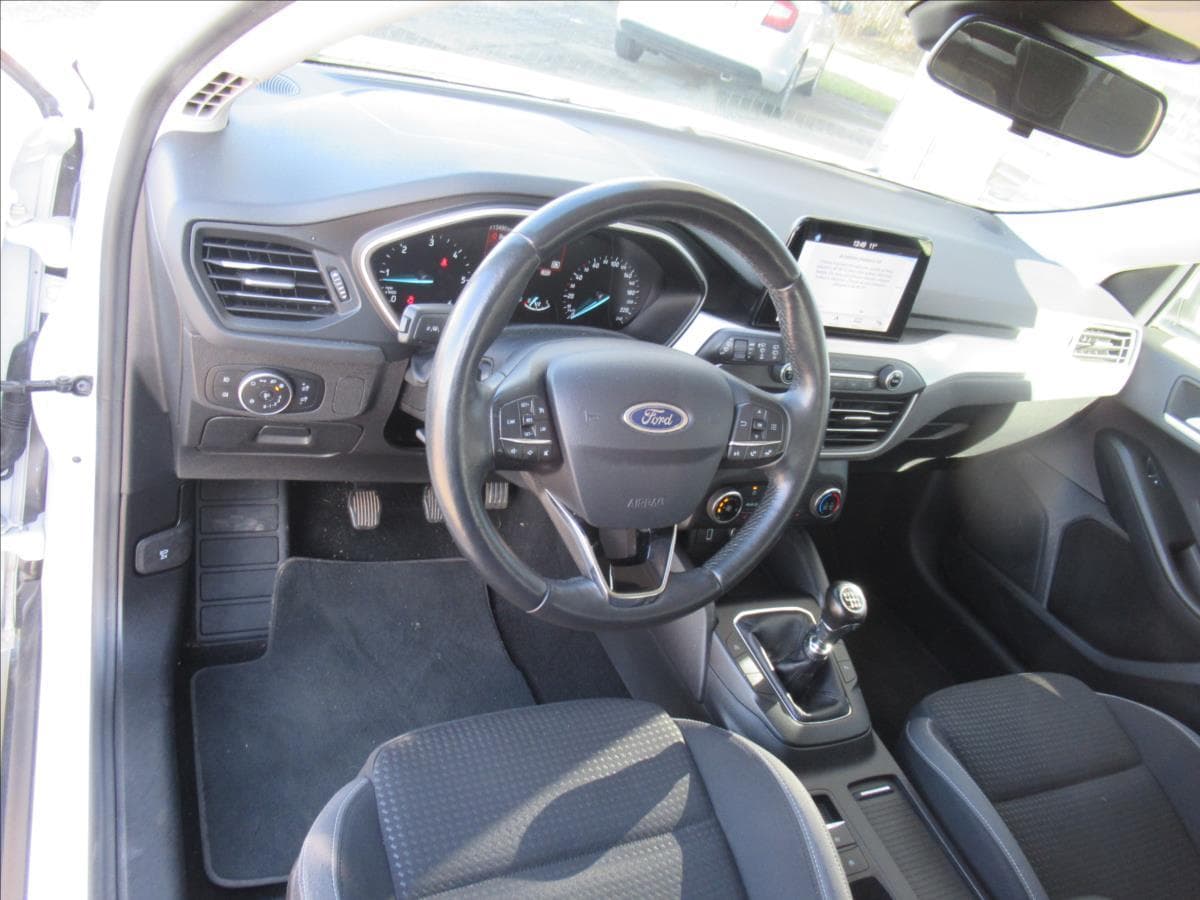 2019 Ford Focus - 11