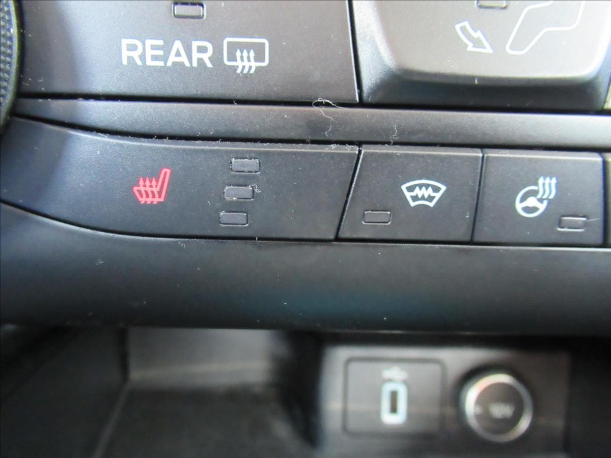 2019 Ford Focus - 20