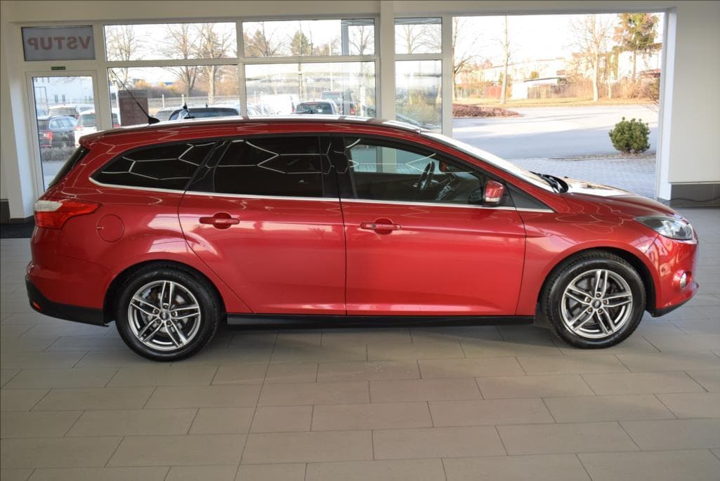 2011 Ford Focus - 4