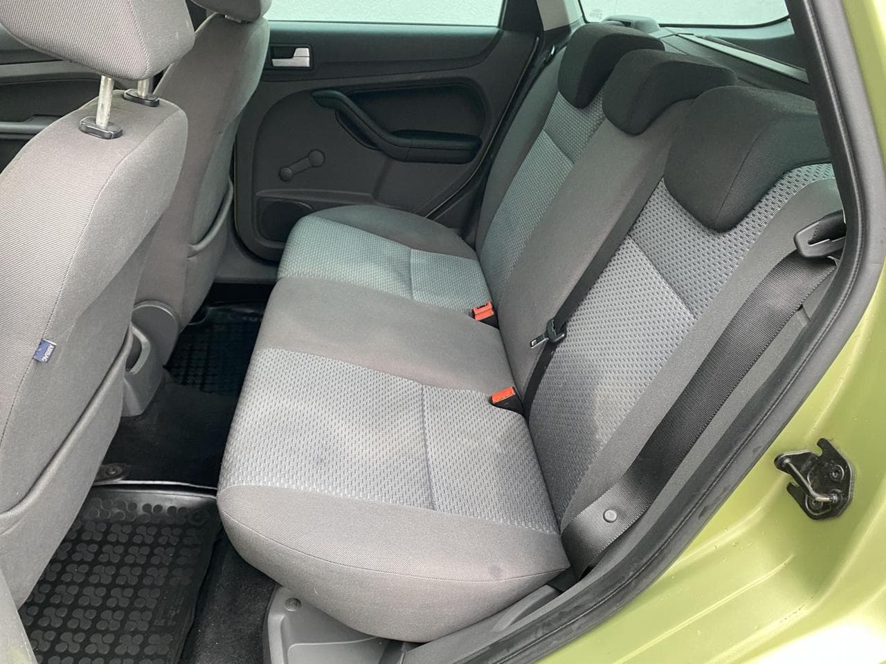 2007 Ford Focus - 10