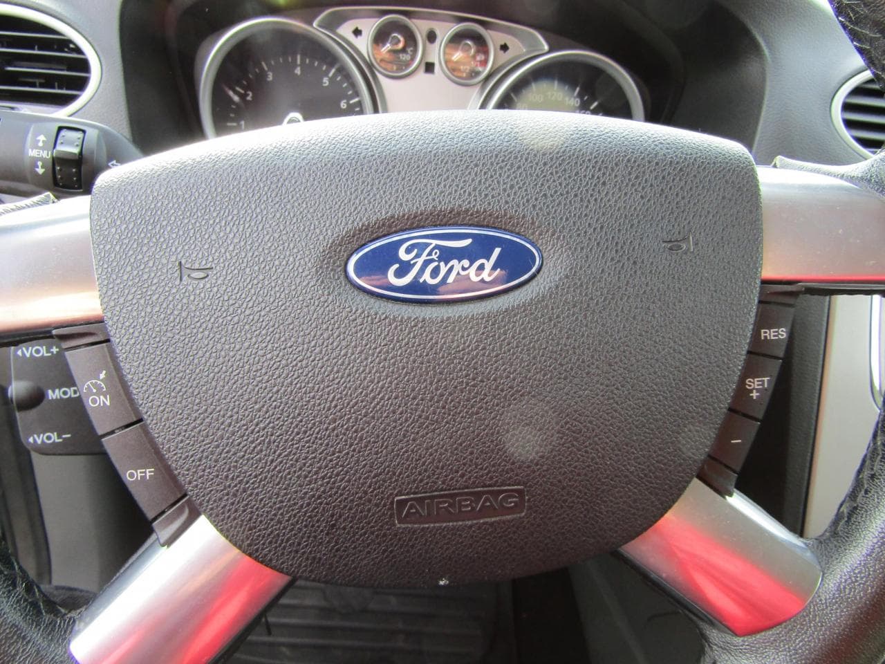 2008 Ford FOCUS - 15