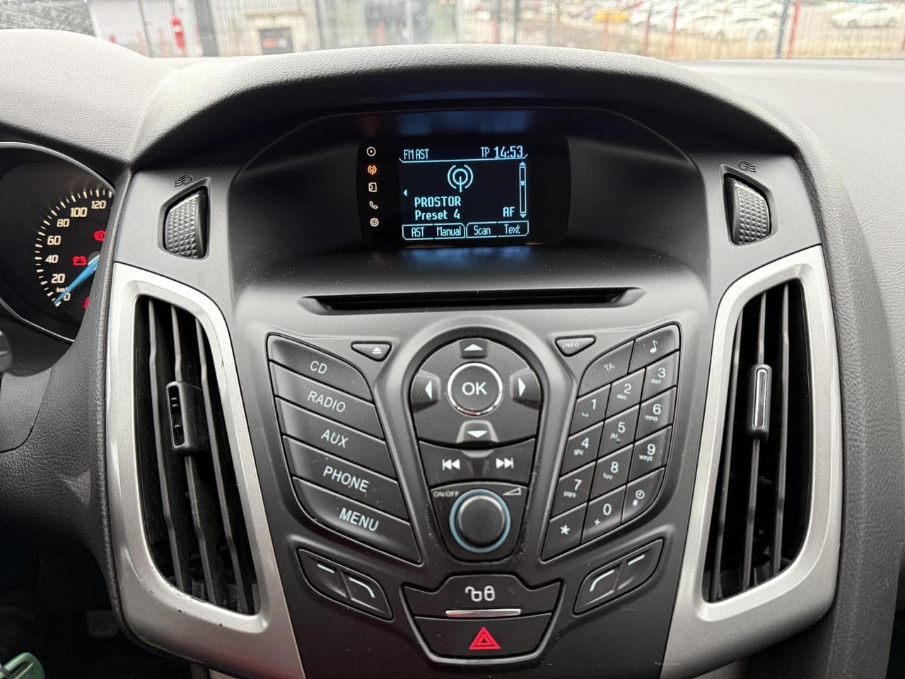 2013 Ford FOCUS - 13