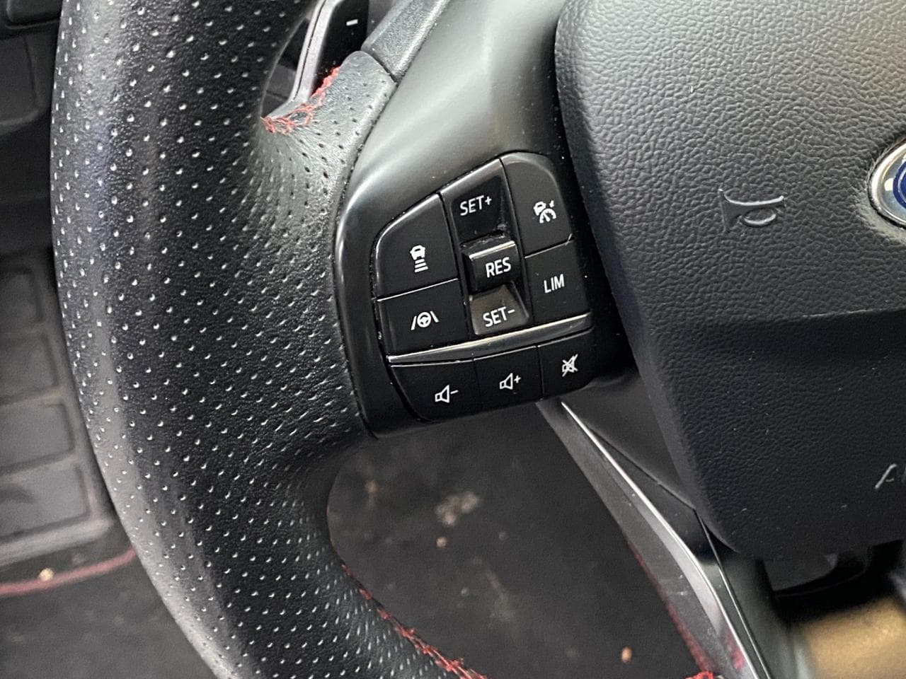 2018 Ford FOCUS - 13