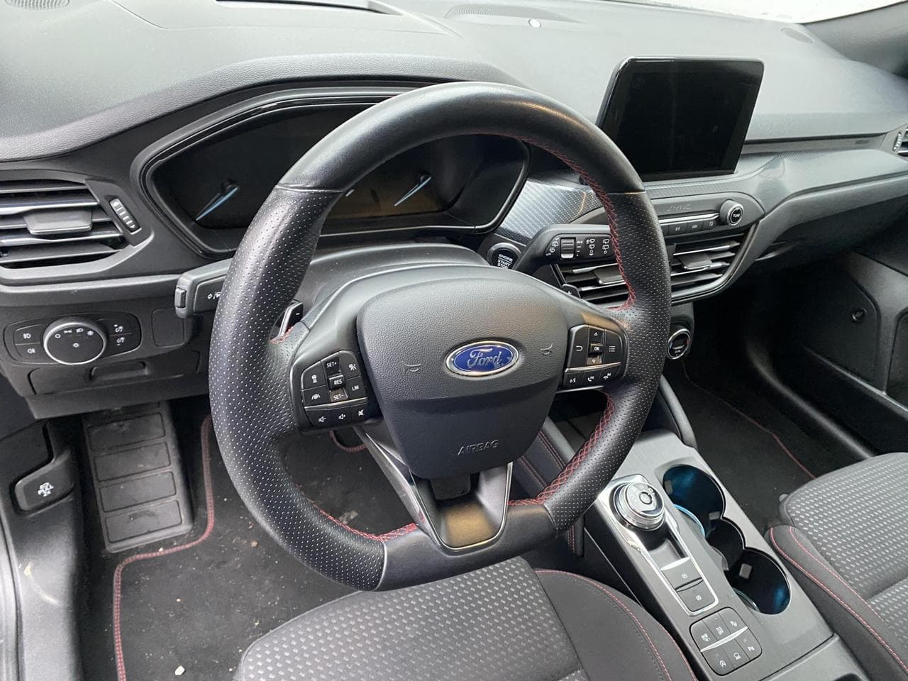 2018 Ford FOCUS - 12