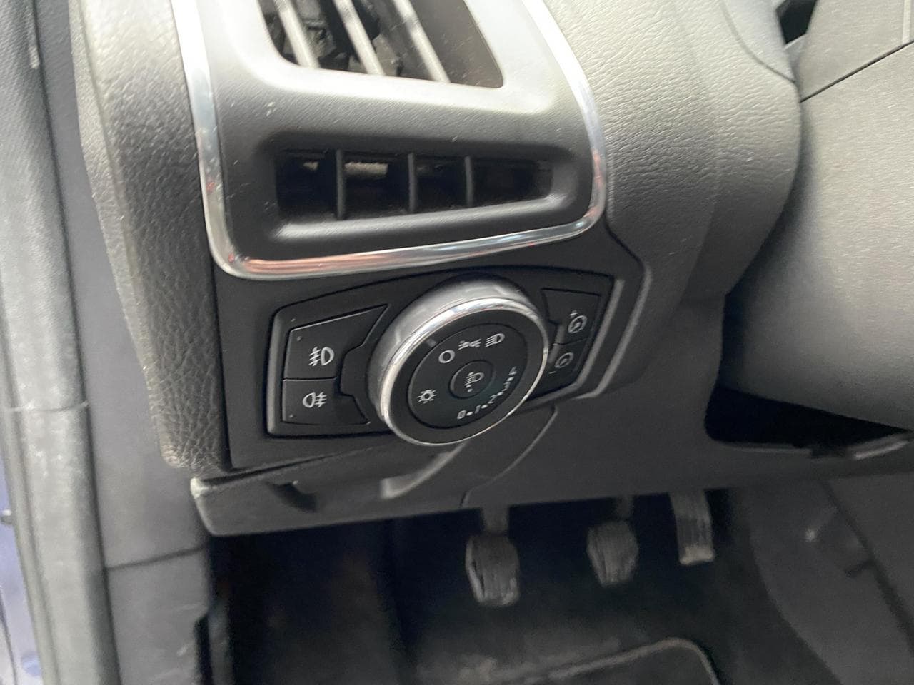 2012 Ford FOCUS - 15