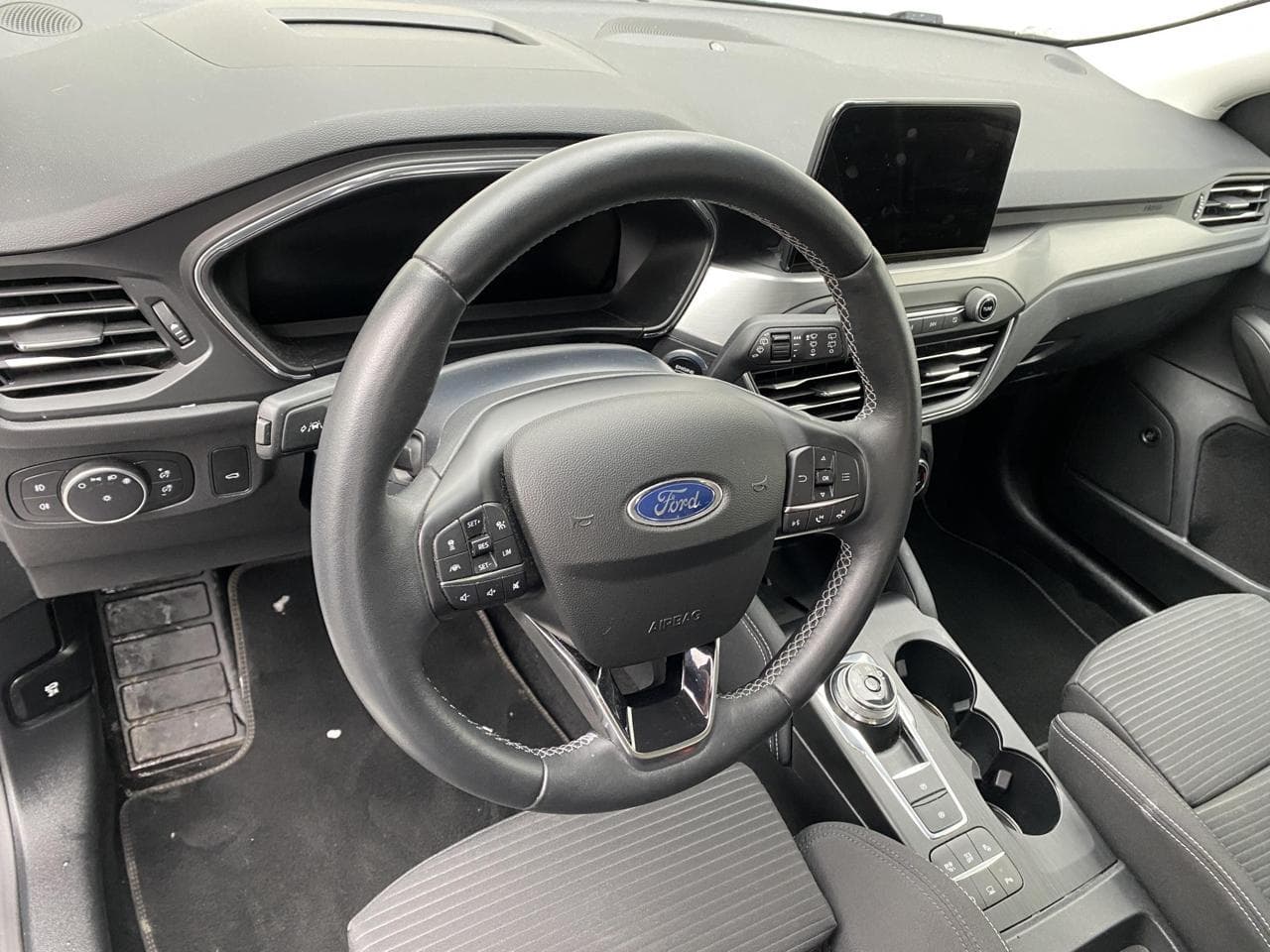2021 Ford FOCUS - 12