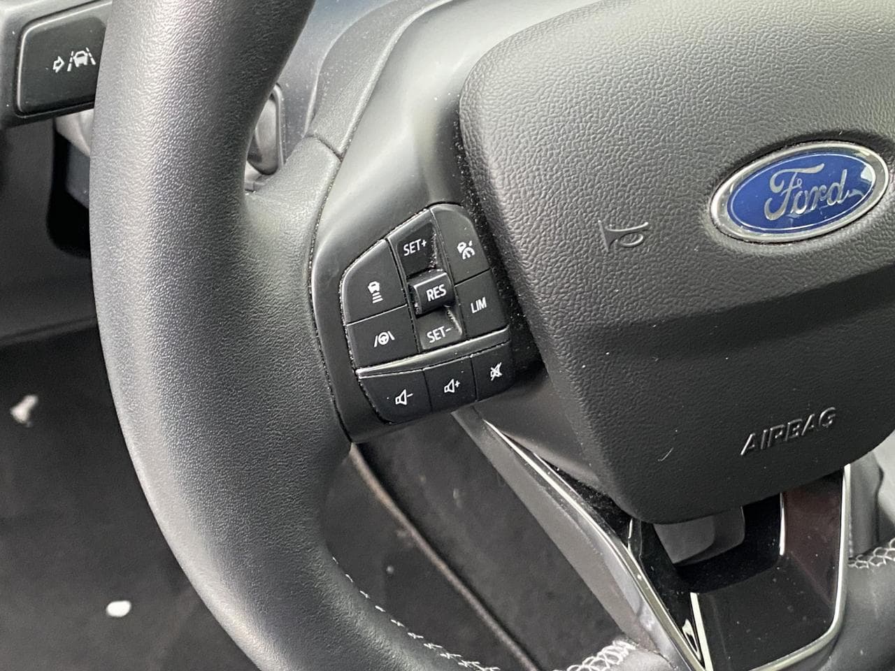 2021 Ford FOCUS - 13