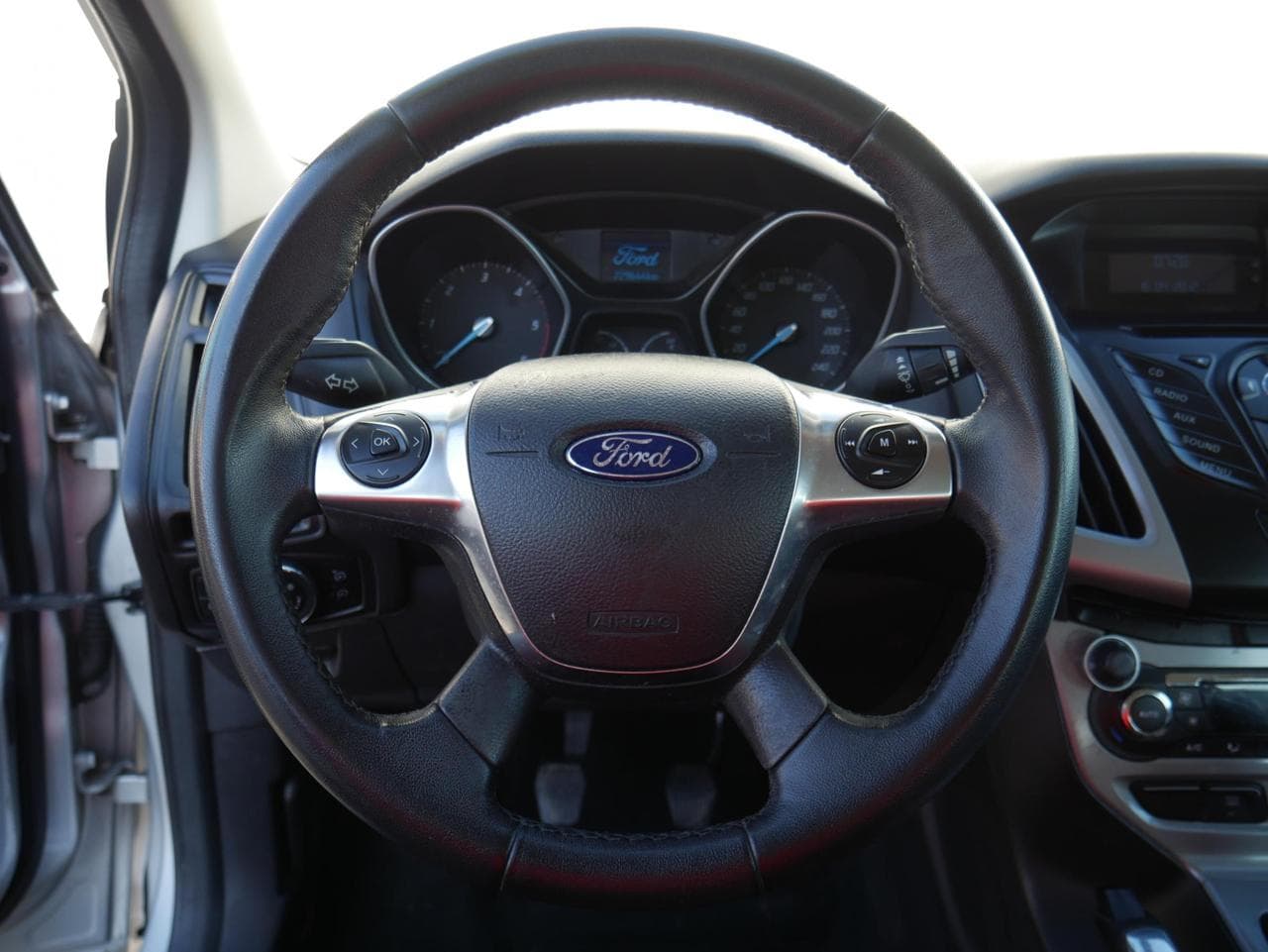 2012 Ford FOCUS - 14