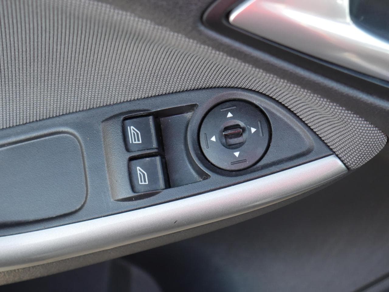 2012 Ford FOCUS - 11