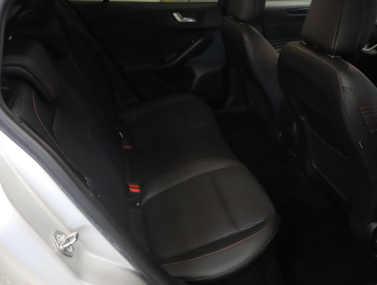 2020 Ford FOCUS - 13