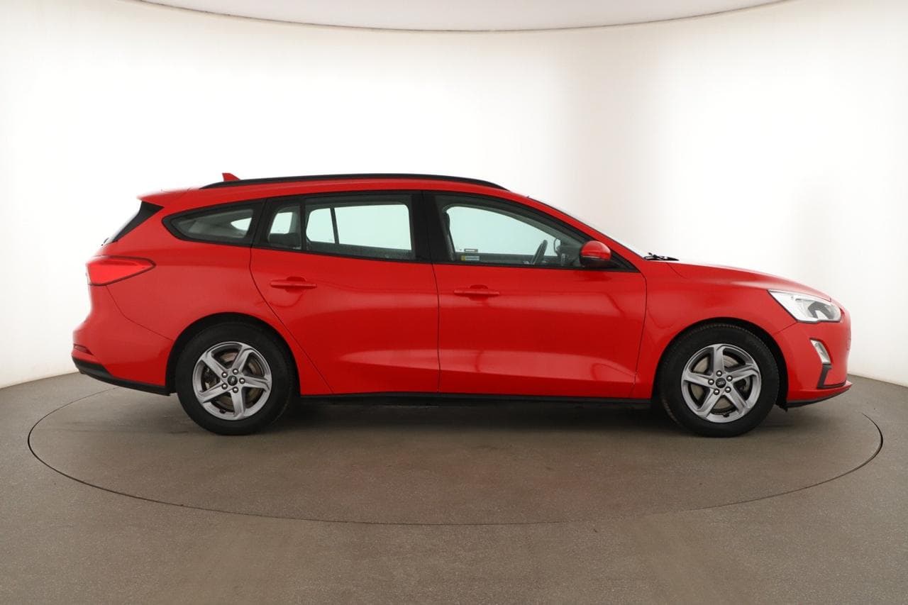 2019 Ford FOCUS - 8