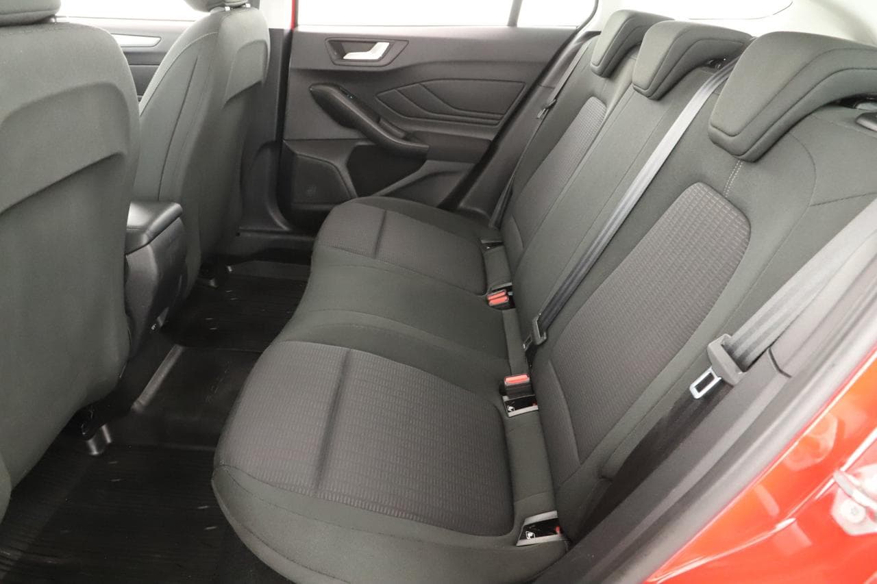2019 Ford FOCUS - 12