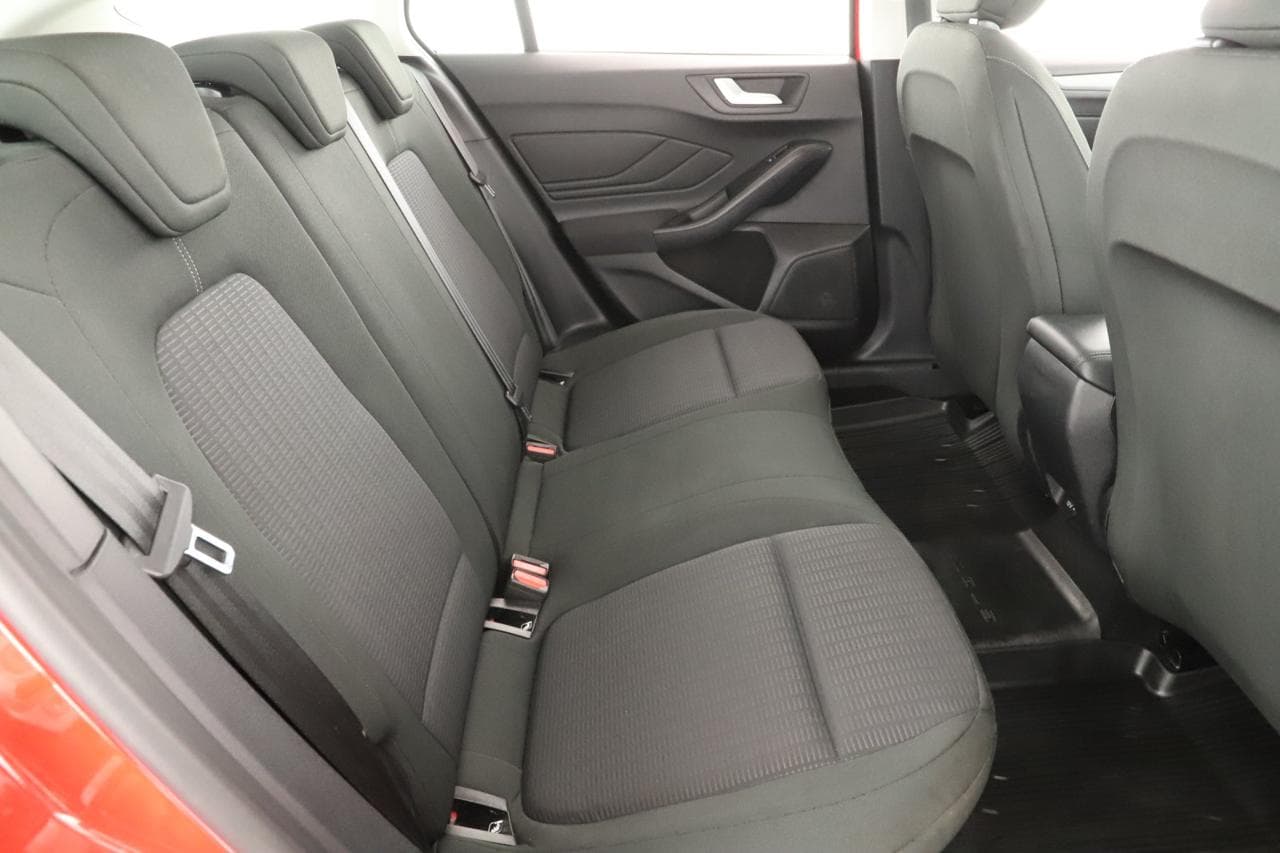 2019 Ford FOCUS - 11