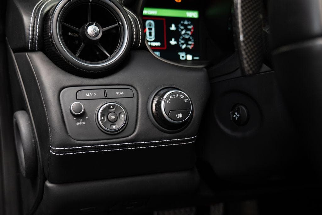 Ferrari FF - 14