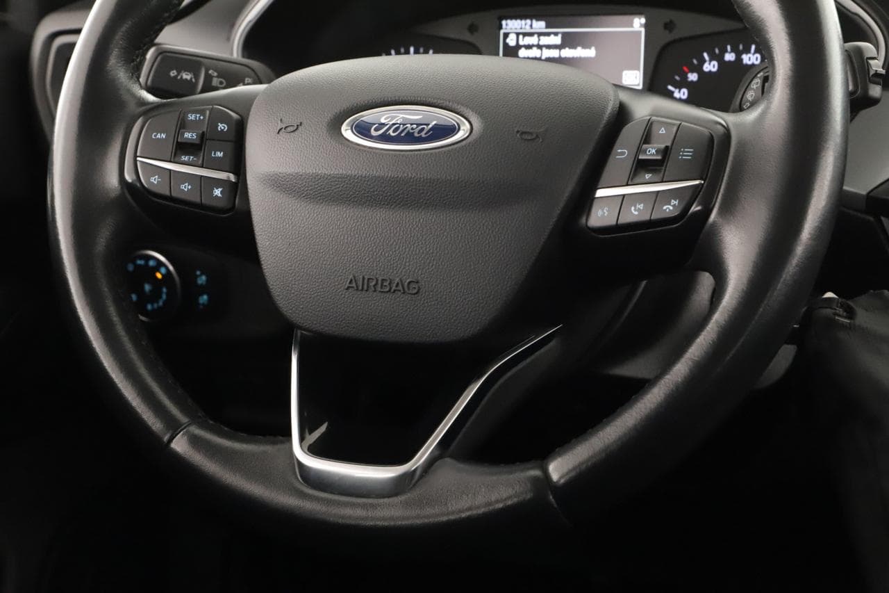 2019 Ford FOCUS - 19