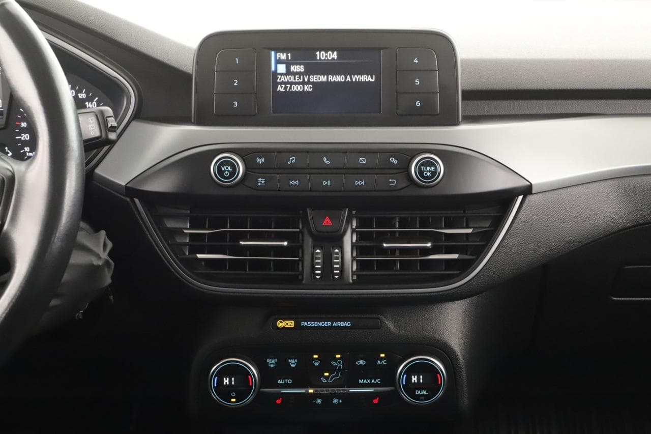 2019 Ford FOCUS - 15