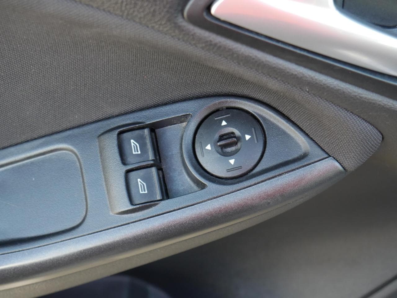 2015 Ford Focus - 11