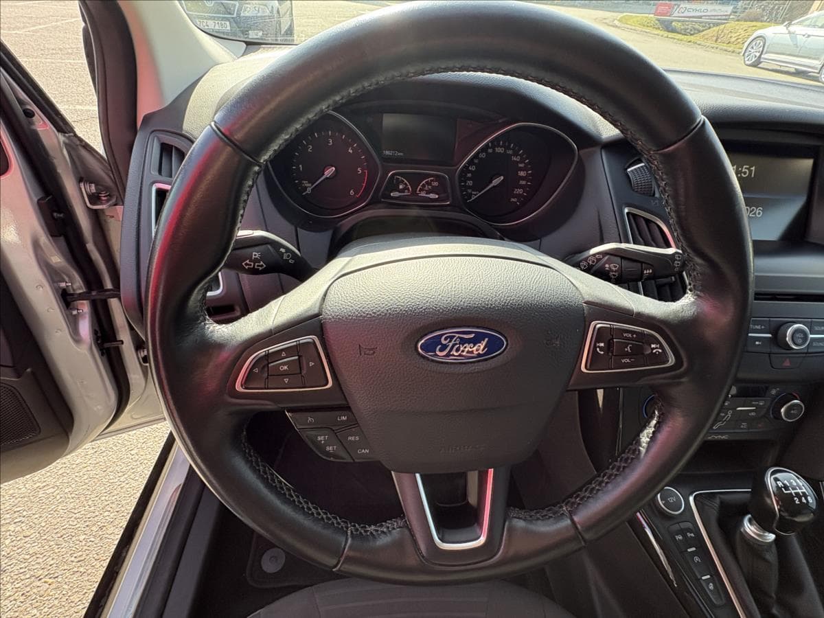 Ford Focus - 6