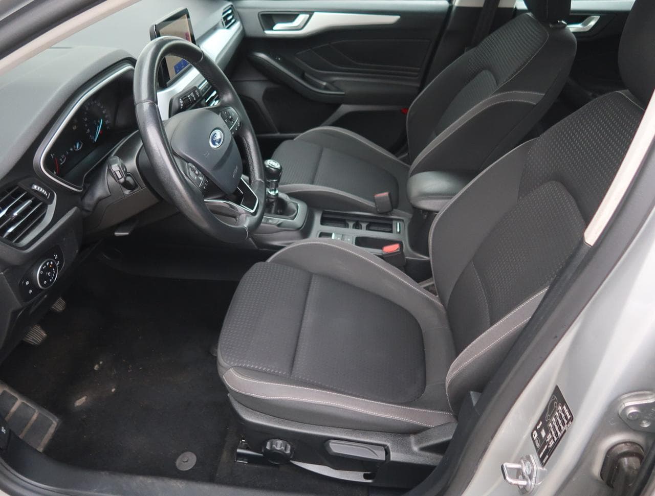 2019 Ford Focus - 16