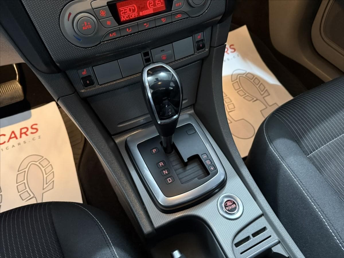 2010 Ford Focus - 14