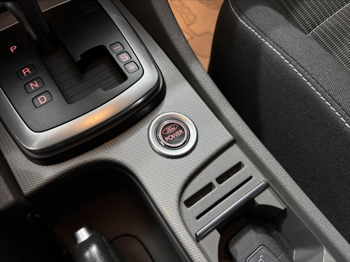 2010 Ford Focus - 15