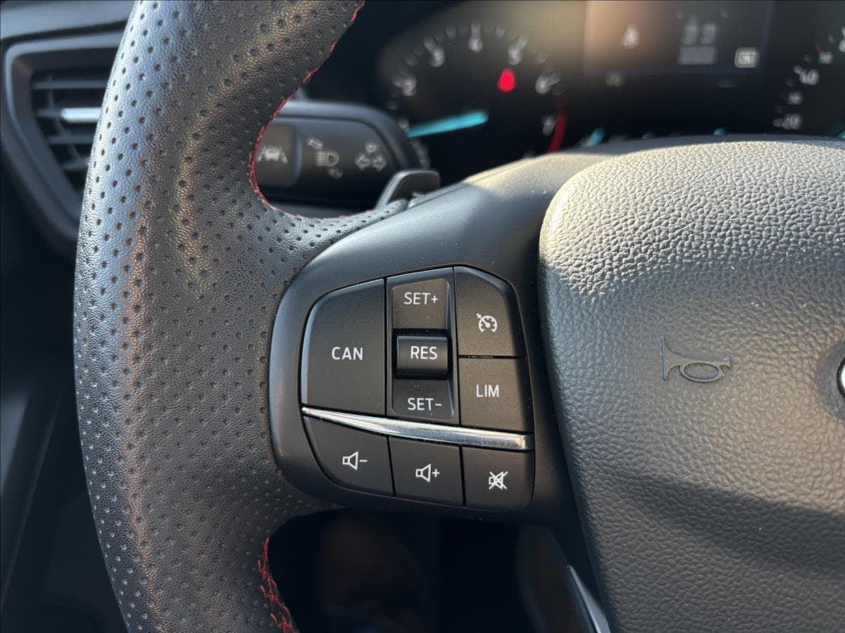 2023 Ford Focus - 19