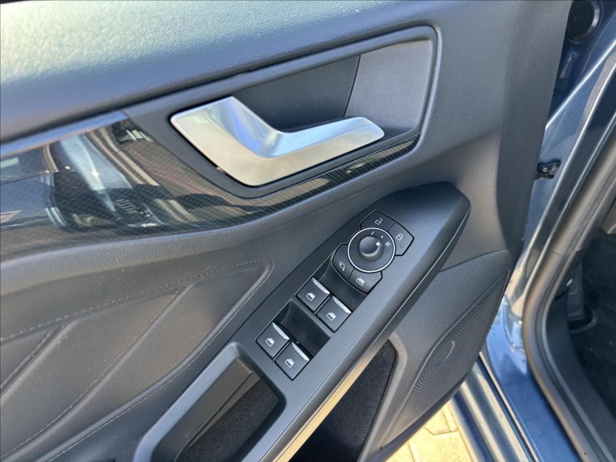 2023 Ford Focus - 15