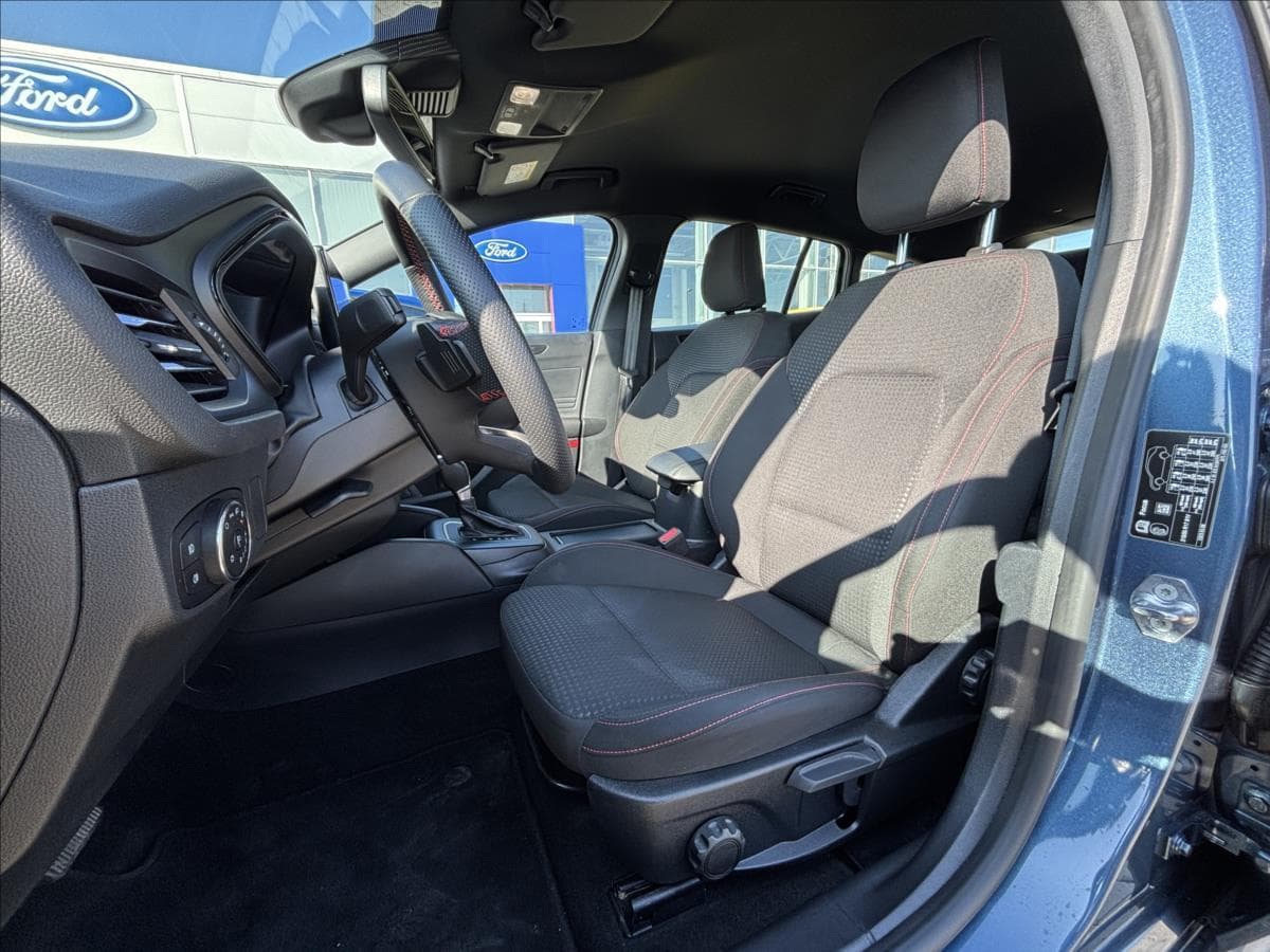 2023 Ford Focus - 16