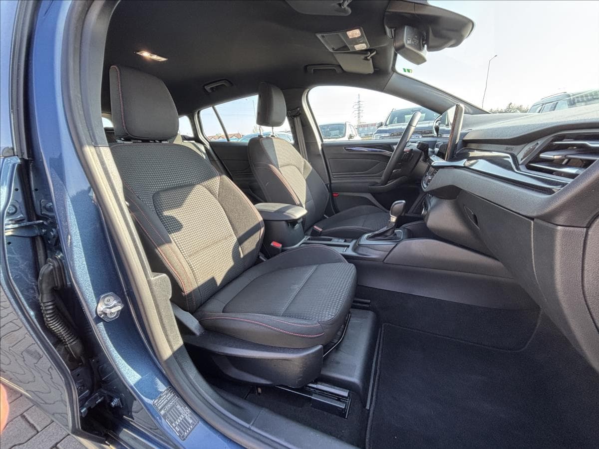 2023 Ford Focus - 14